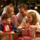 1523002117_kak-mozhno-pozdravit-blizkih-na-novyy-god